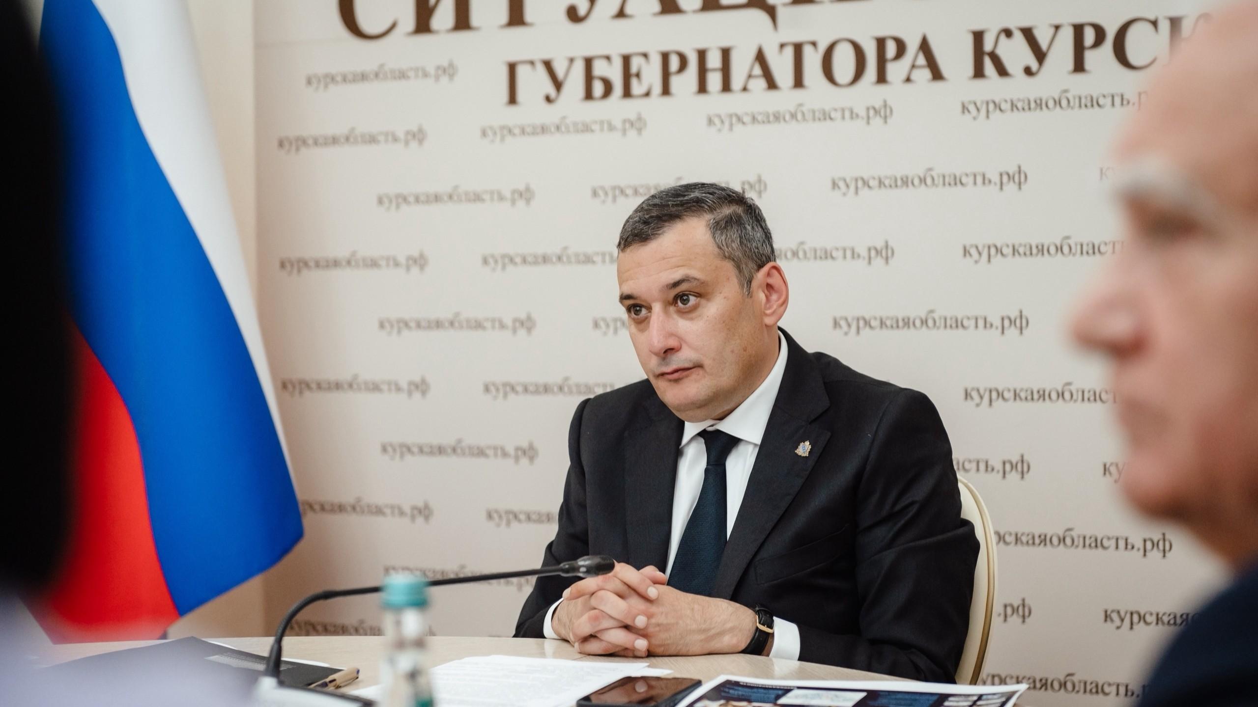 фото со страницы Александра Хинштейна