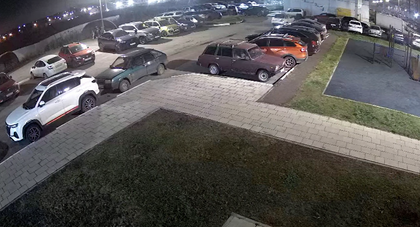 стоп-кадр из видео ЧП и ДТП Орёл