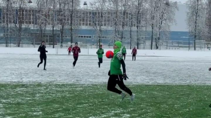 стоп-кадр видео ФК «Орел»