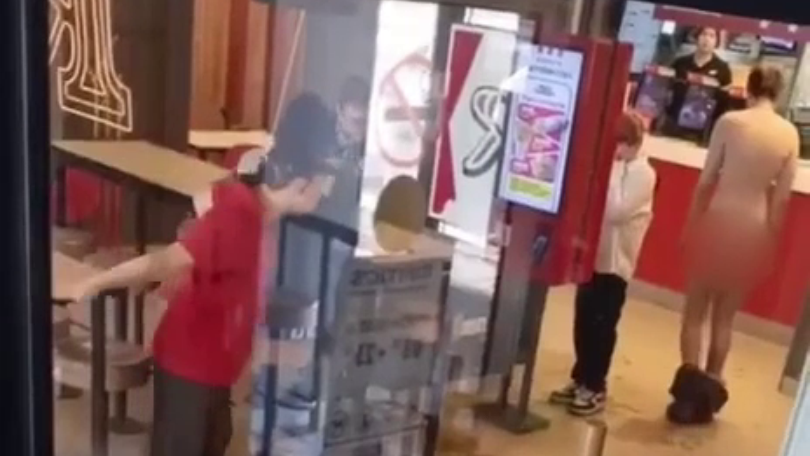 стоп-кадр видео из социальных сетей